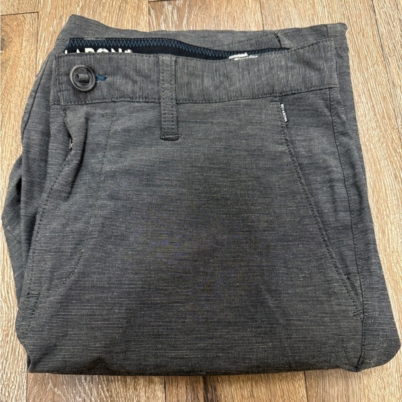 Billabong Men's Gray Shorts Size 32 - Picture 10 of 11